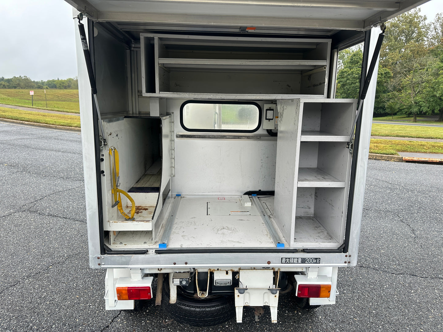 2000 DAIHATSU HIJET AERIAL WORK PLATFORM TRUCK 4WD - A/C - FUEL INJECTION & DUAL RANGE TRANSFERCASE — LOT#645