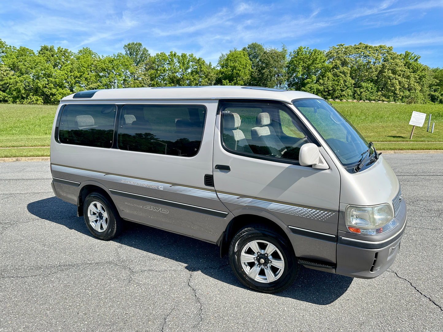 1998 TOYOTA HIACE SUPER CUSTOM G KZH106