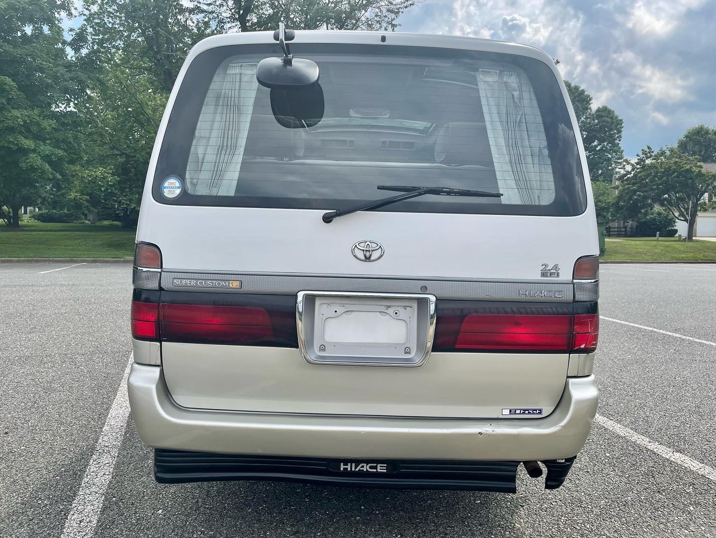 1997 TOYOTA HIACE SUPER CUSTOM G LIVING SALOON EX RZH101