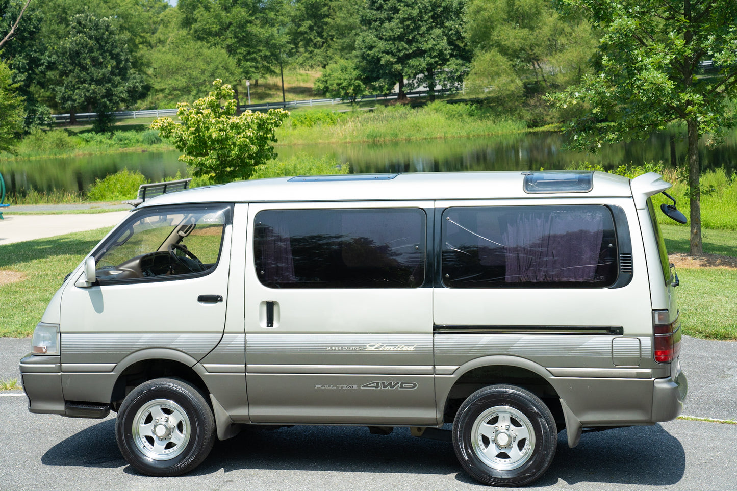 1996 TOYOTA HIACE SUPER CUSTOM LIMITED KZH106
