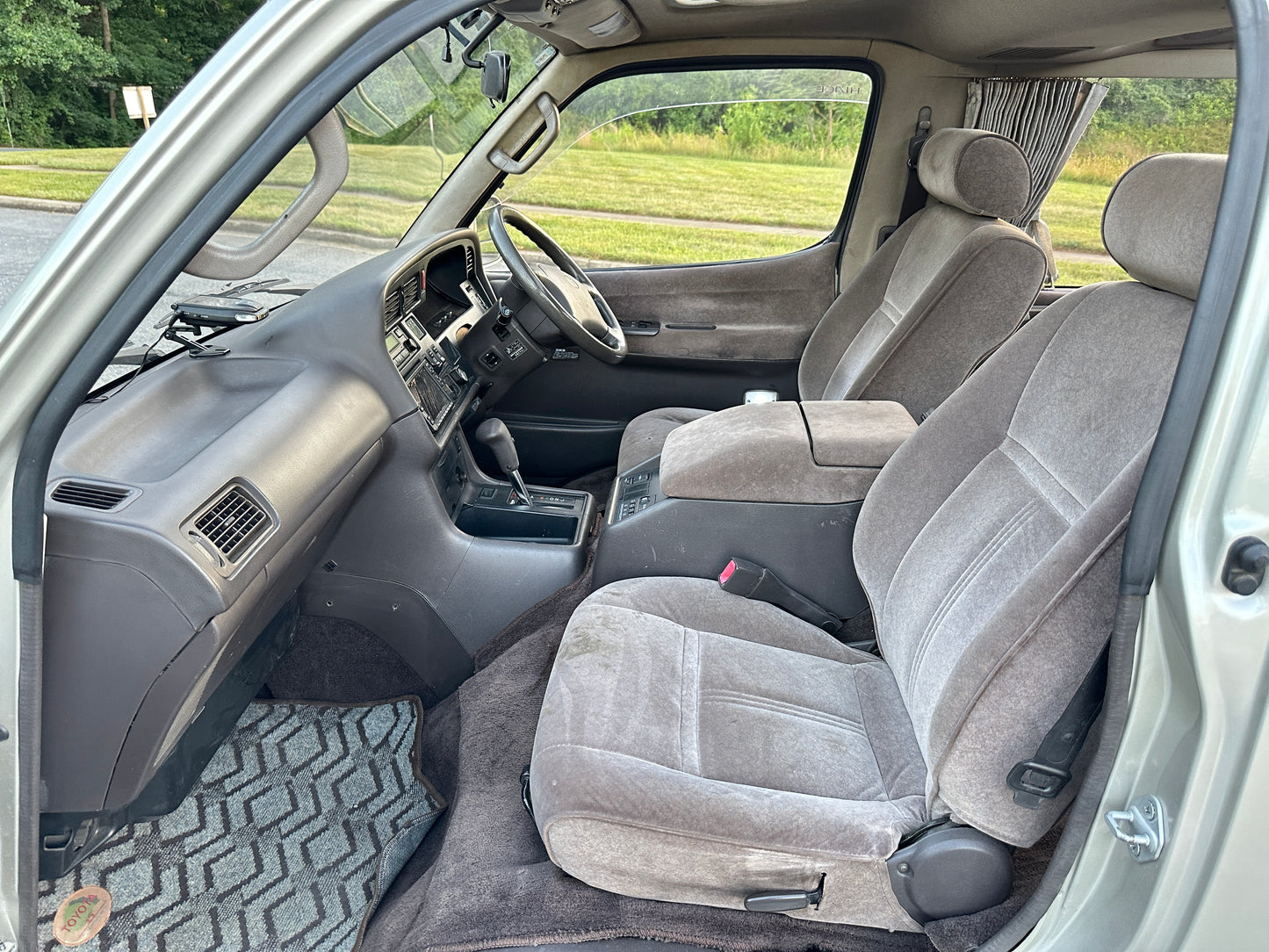 1996 TOYOTA HIACE SUPER CUSTOM KZH106