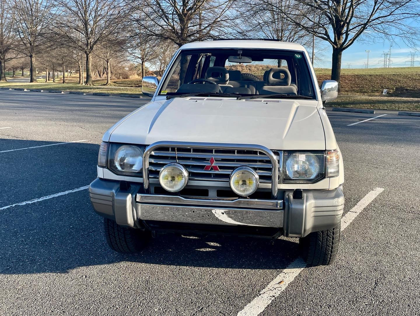 1991 MITSUBISHI PAJERO V44W