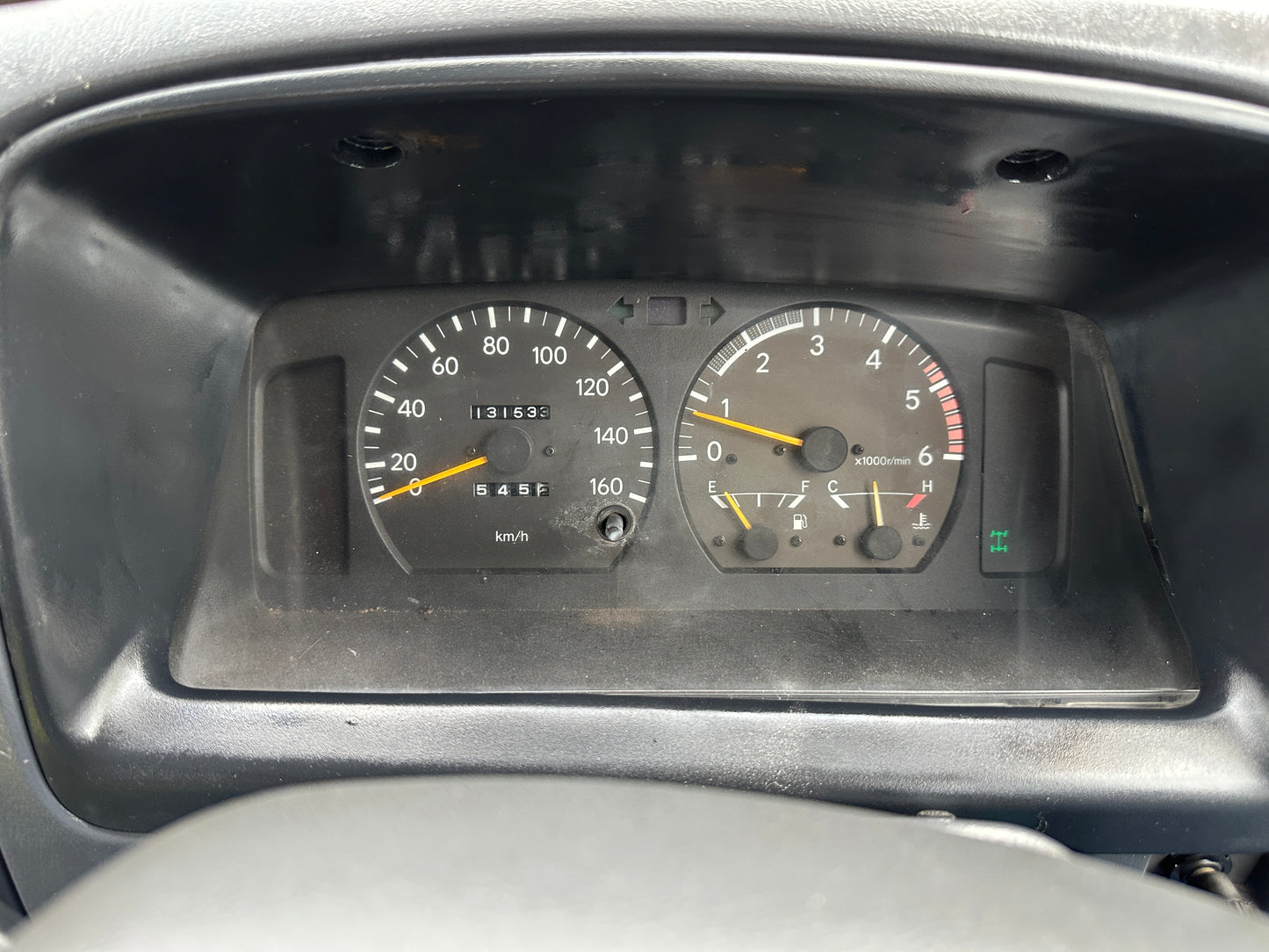 1995 TOYOTA HIACE LY161 DOUBLE-CAB TRUCK