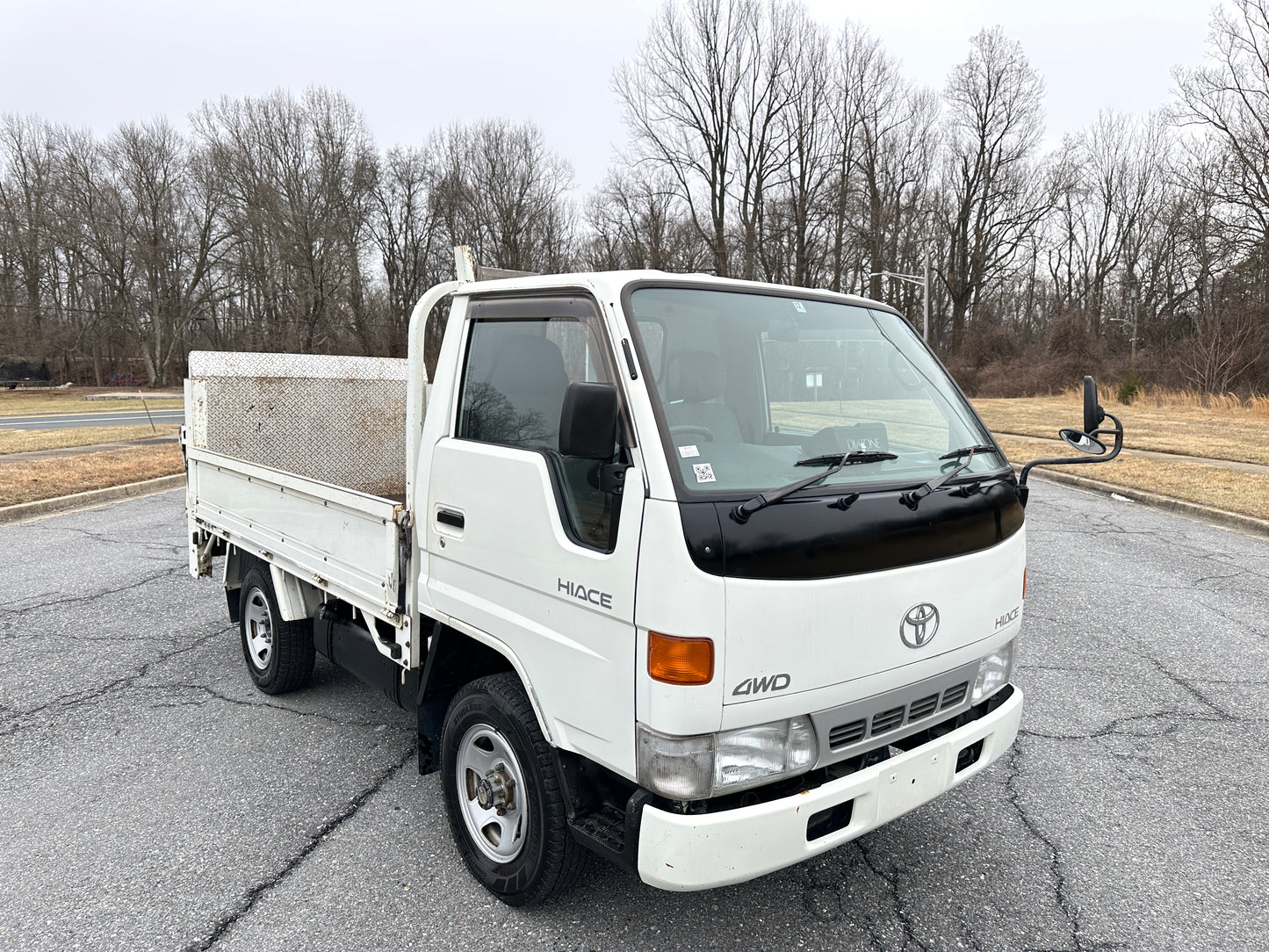 1996 TOYOTA HIACE LY151
