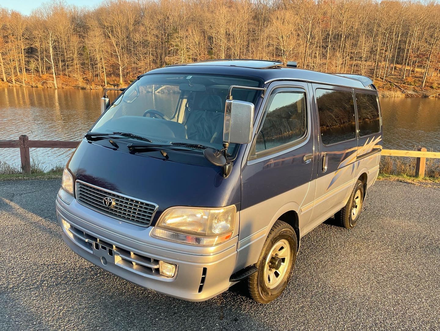 1996 TOYOTA HIACE SUPER CUSTOM G CLUB FIELD EDITION KZH106