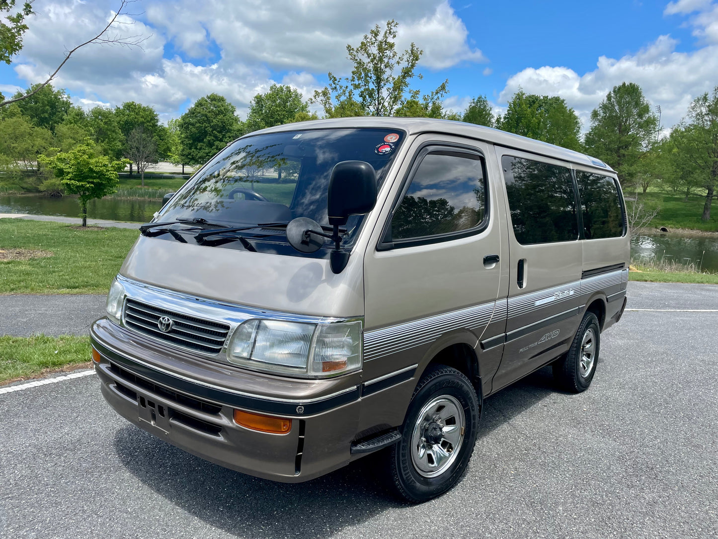 1996 TOYOTA HIACE SUPER CUSTOM KZH106