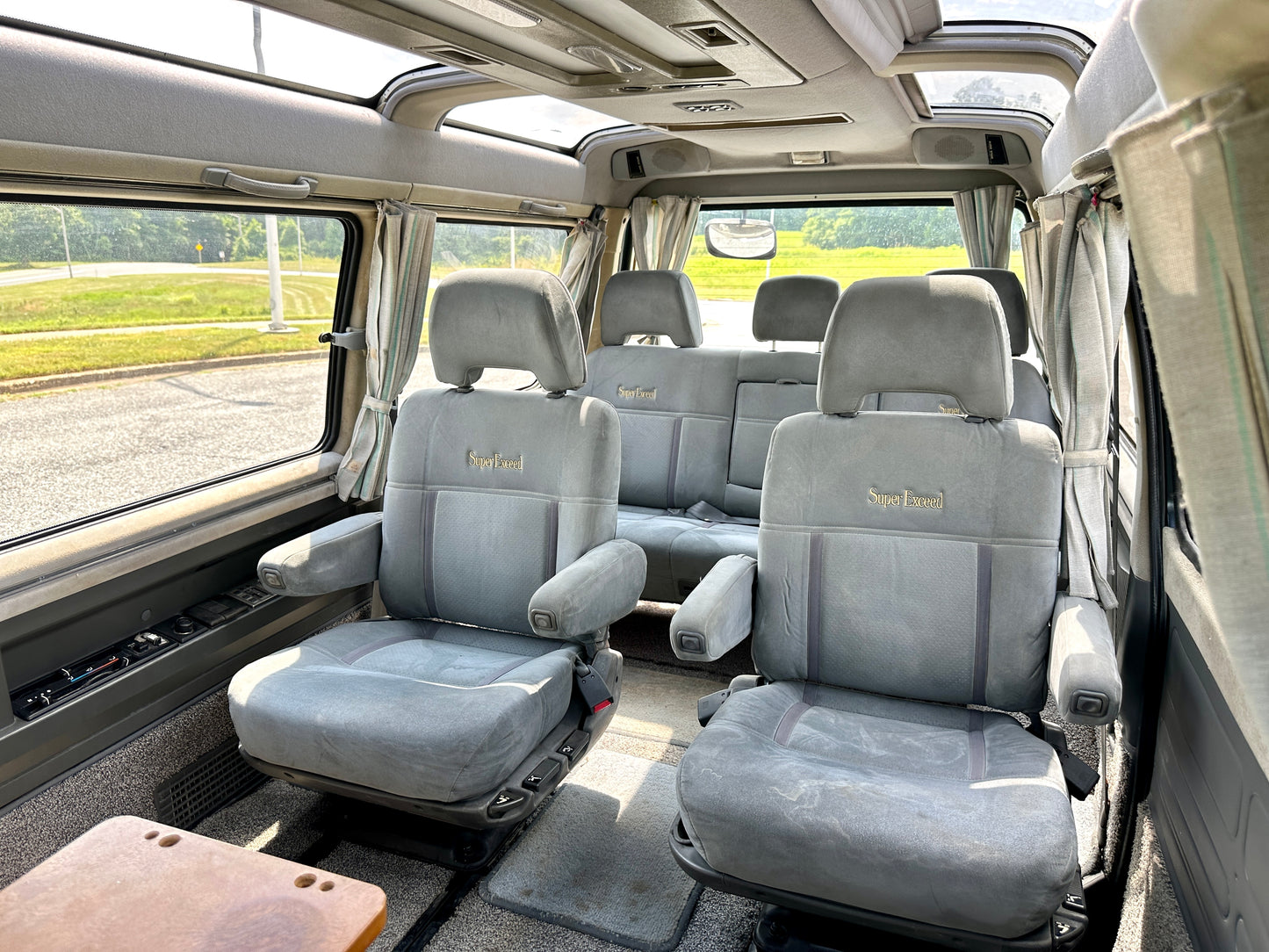 1992 MITSUBISHI DELICA STAR WAGON 4WD SUPER EXCEED P35W