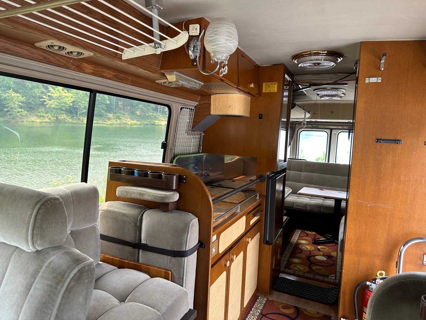 1991 TOYOTA COASTER CAMPING SALOON