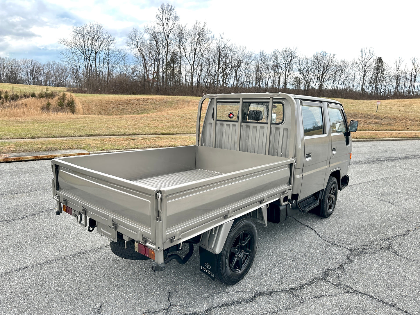 1995 TOYOTA HIACE LY161 DOUBLE-CAB TRUCK