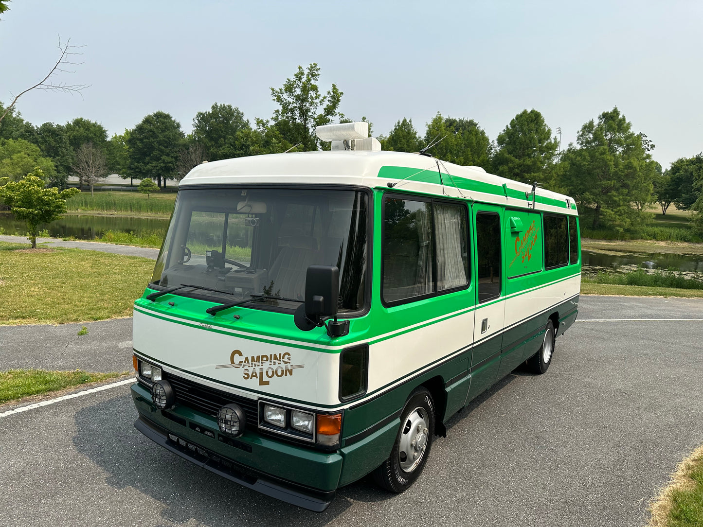 1991 TOYOTA COASTER CAMPING SALOON
