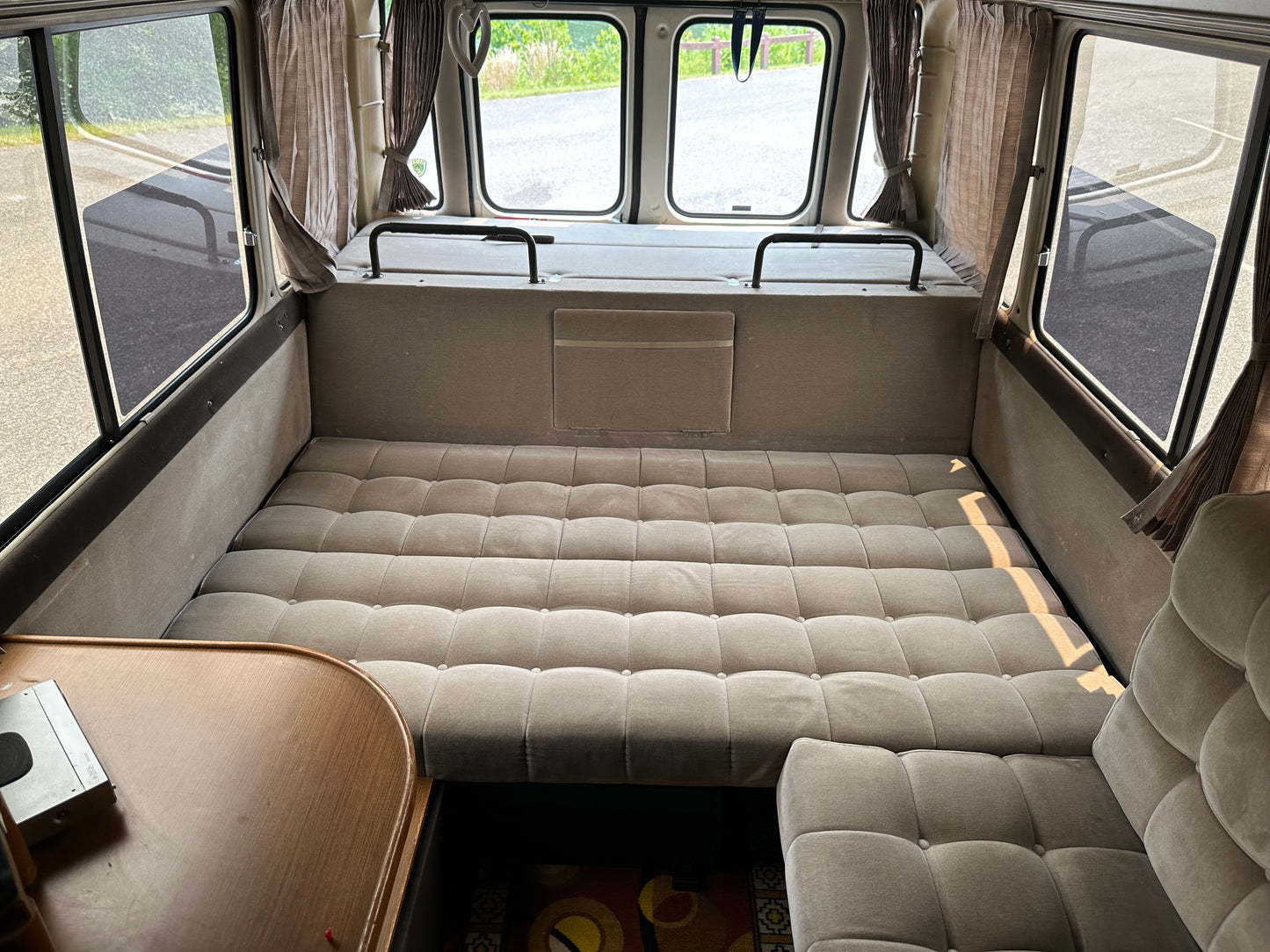 1991 TOYOTA COASTER CAMPING SALOON