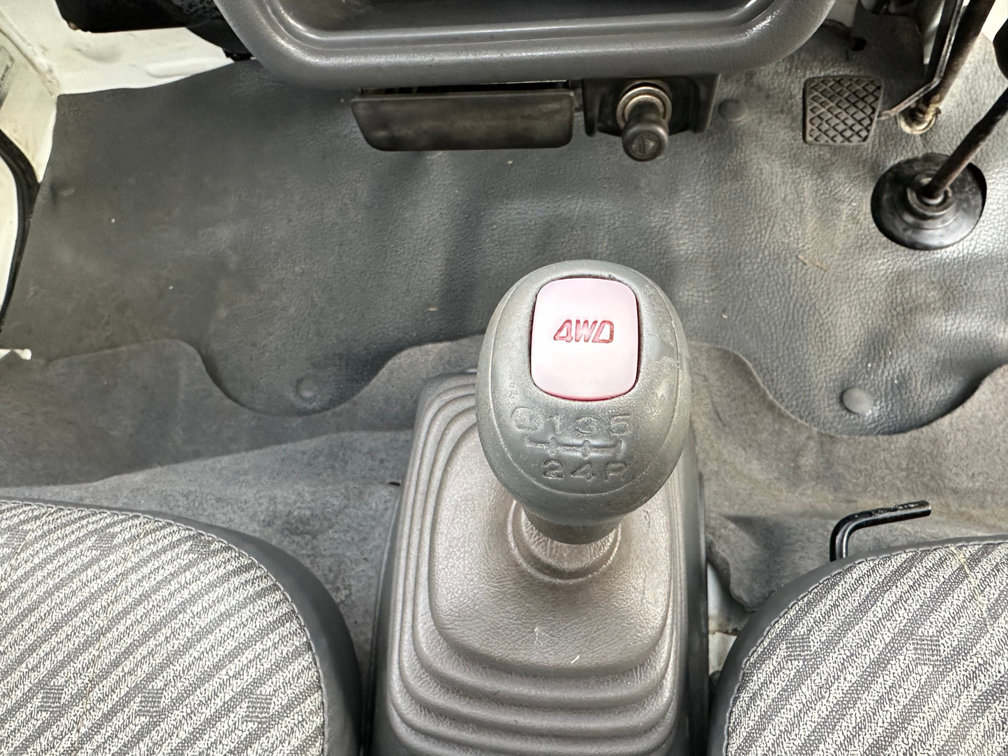 1992 SUBARU SAMBAR V-KS4