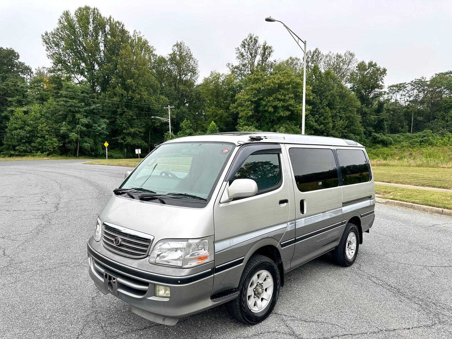 2000 TOYOTA HIACE SUPER CUSTOM G 4WD — INTERCOOLER TURBO DIESEL — LOT#614