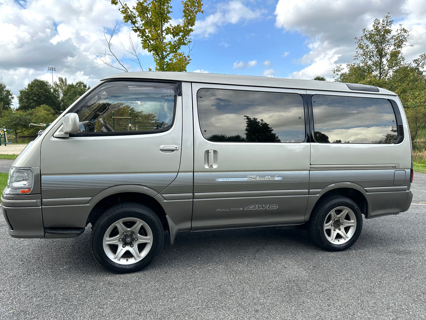 1996 TOYOTA HIACE SUPER CUSTOM LIMITED KZH106