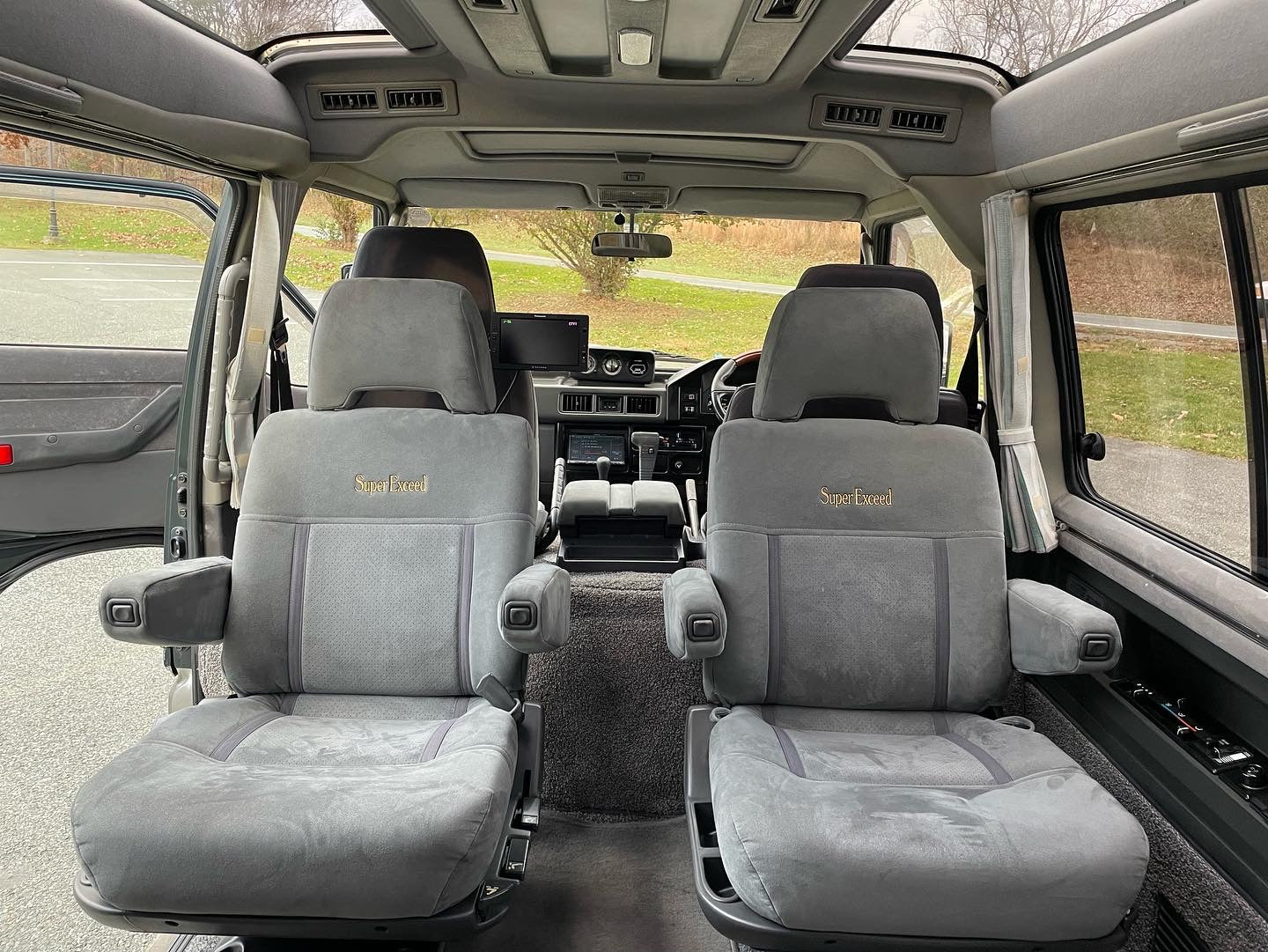 1992 MITSUBISHI DELICA STAR WAGON 4WD SUPER EXCEED P35W