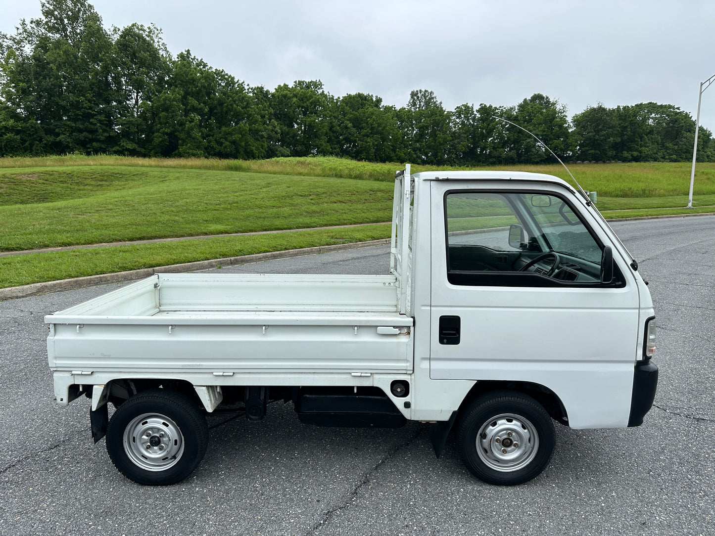 1996 HONDA ACTY SDX 4WD & 5-Speed — LOT#549
