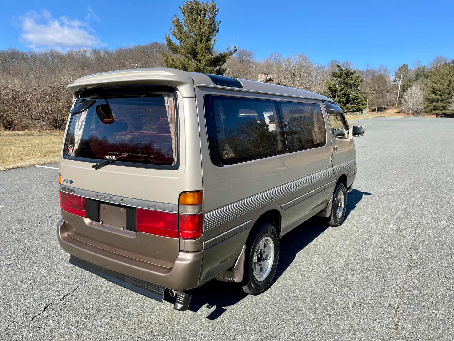 1991 TOYOTA HIACE SUPER CUSTOM LIMITED LH107