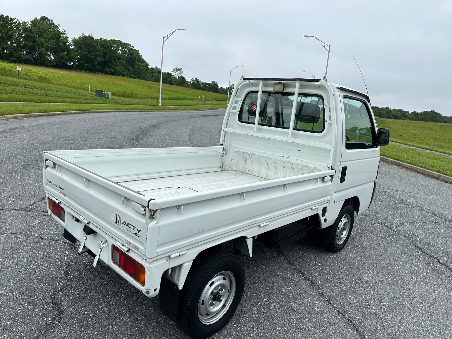 1996 HONDA ACTY SDX 4WD & 5-Speed — LOT#549