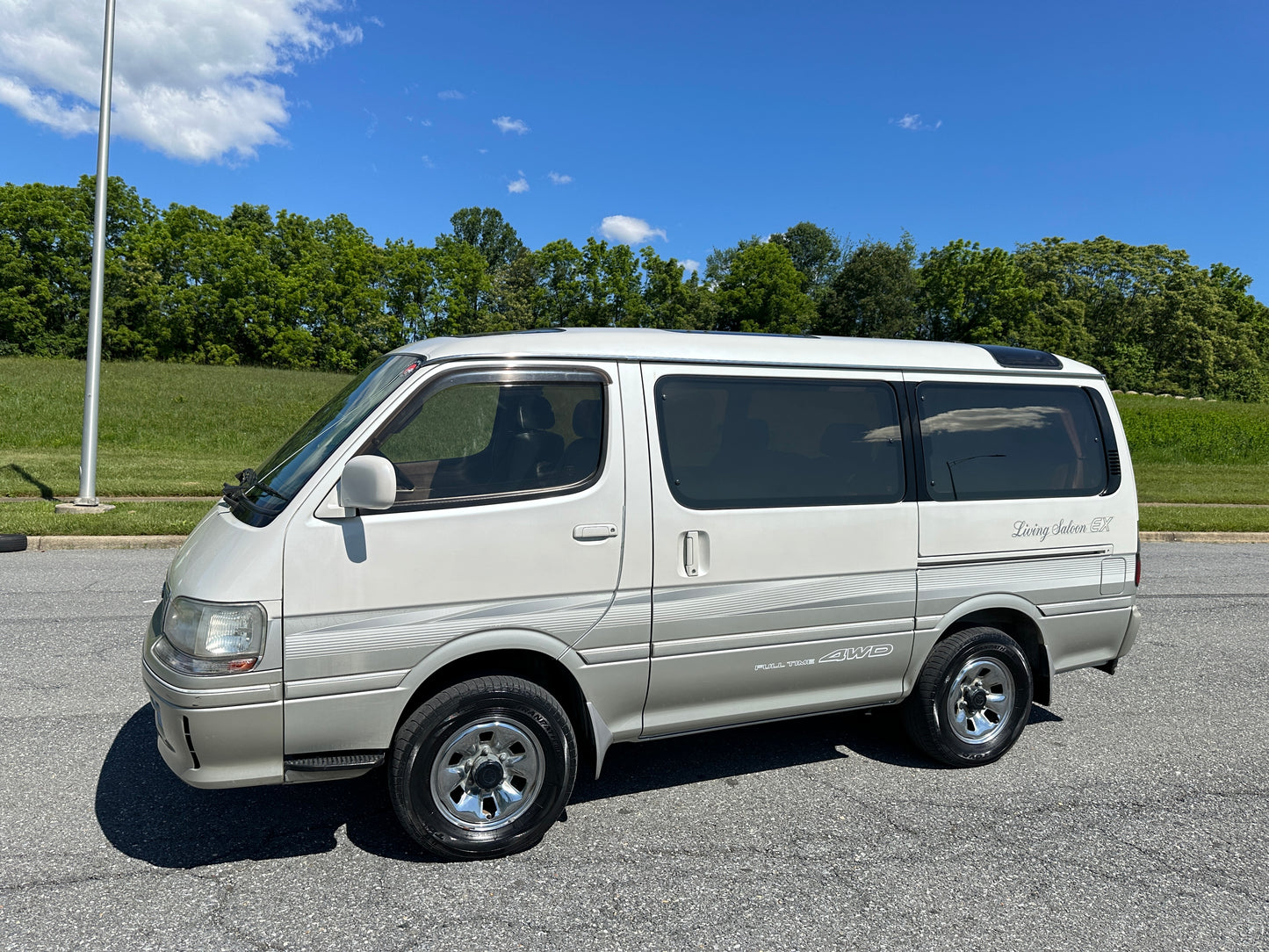 1999 TOYOTA HIACE SUPER CUSTOM G LIVING SALOON EX KZH106