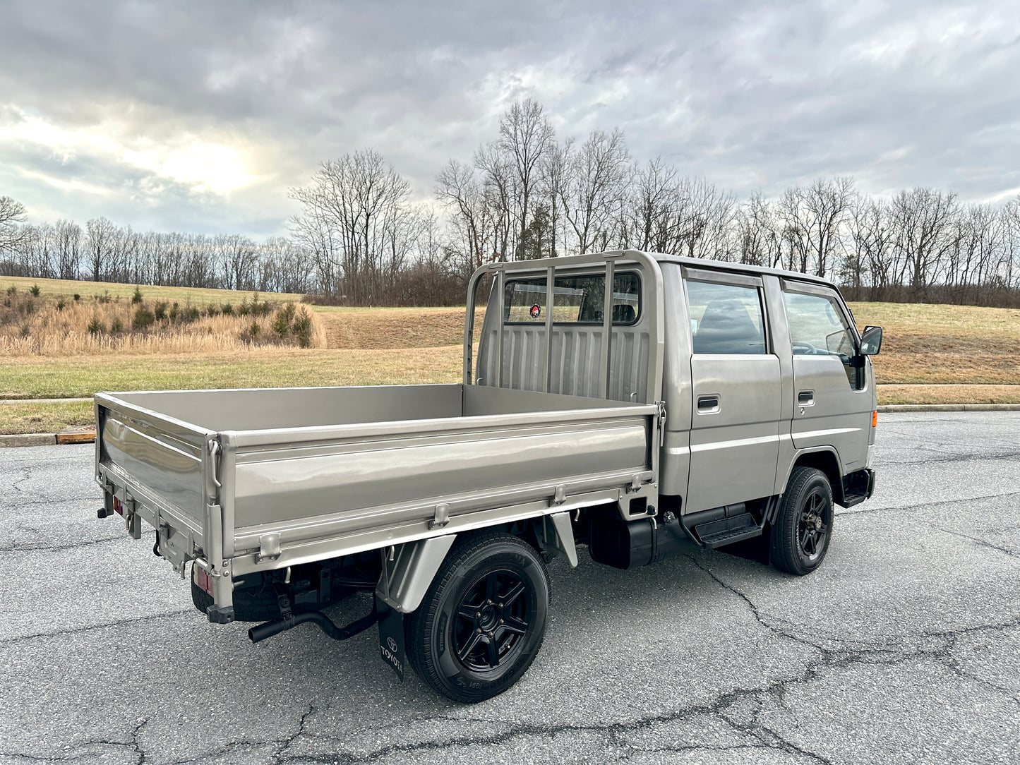 1995 TOYOTA HIACE LY161 DOUBLE-CAB TRUCK