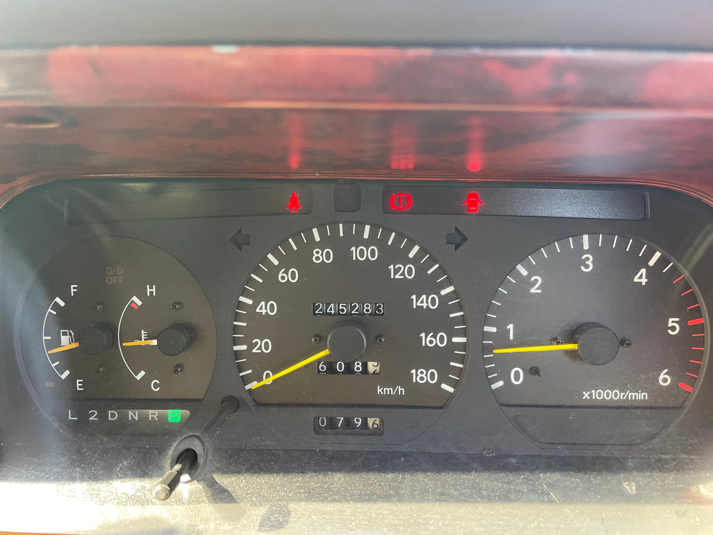 1995 TOYOTA HIACE SUPER CUSTOM KZH106