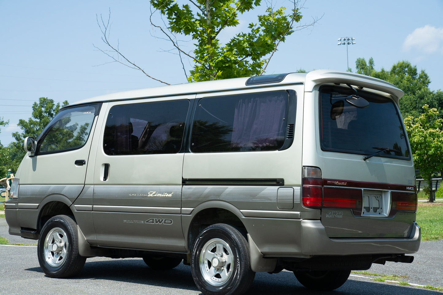 1996 TOYOTA HIACE SUPER CUSTOM LIMITED KZH106