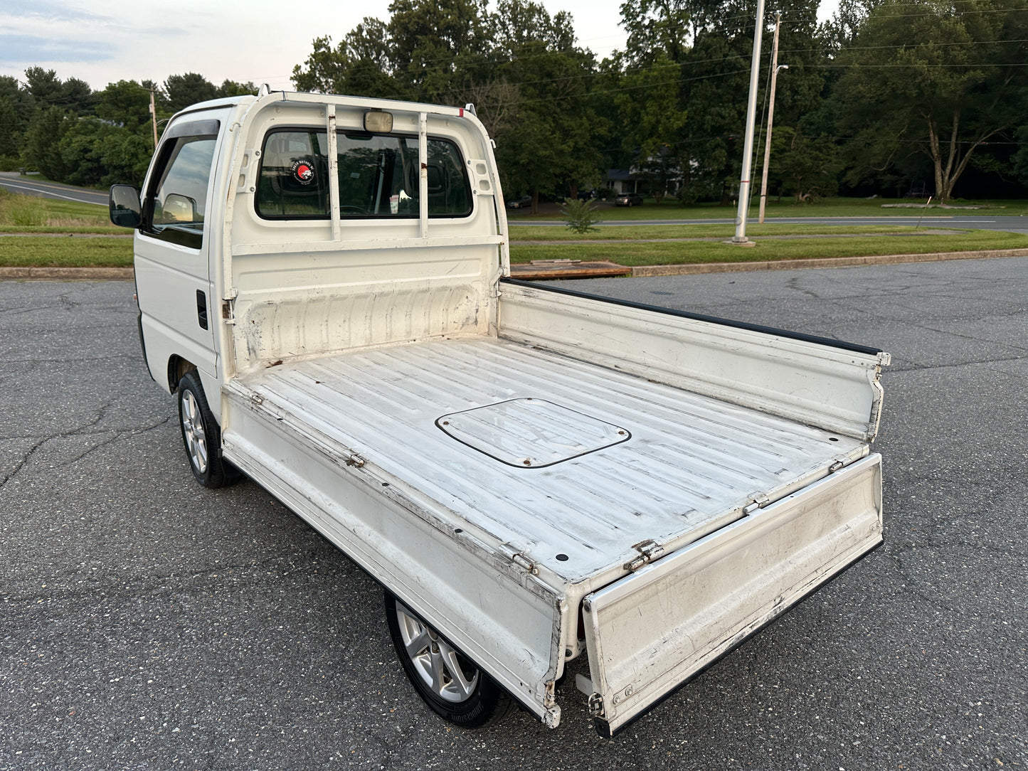 1998 HONDA ACTY SDX 4WD - 5 Speed — LOT#595