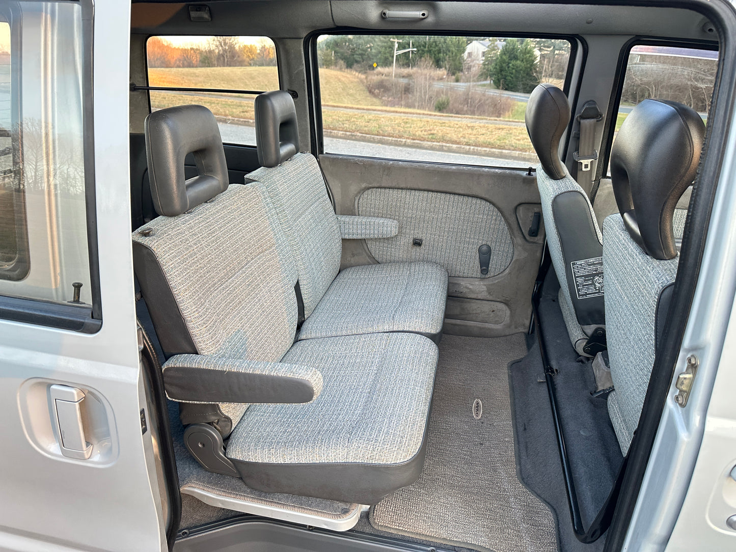 1993 MITSUBISHI BRAVO 4WD V-U42V