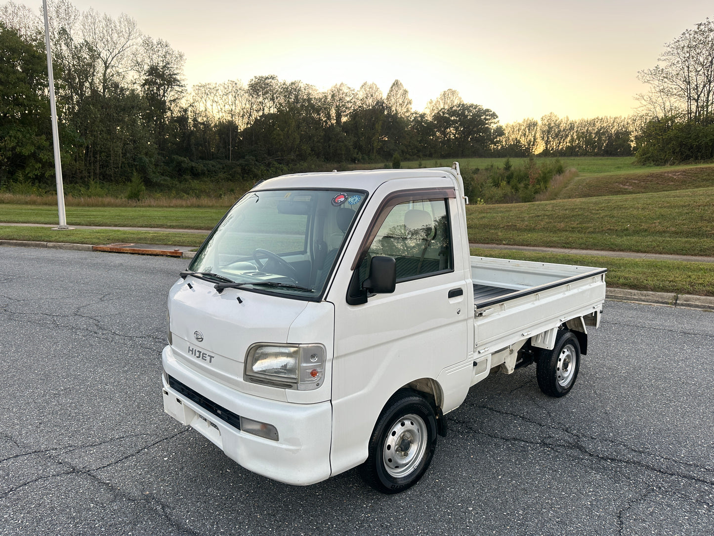 2000 DAIHATSU HIJET 4WD - A/C - FUEL INJECTION - POWER STEERING — LOT#620