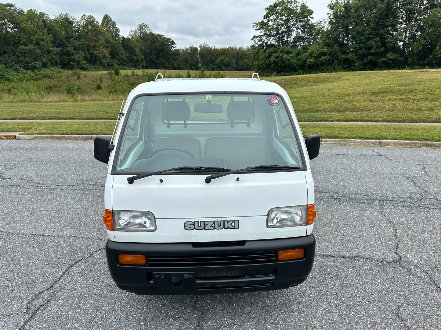 1997 SUZUKI CARRY 4WD - 5 SPEED - AIR CONDITIONING — LOT#623