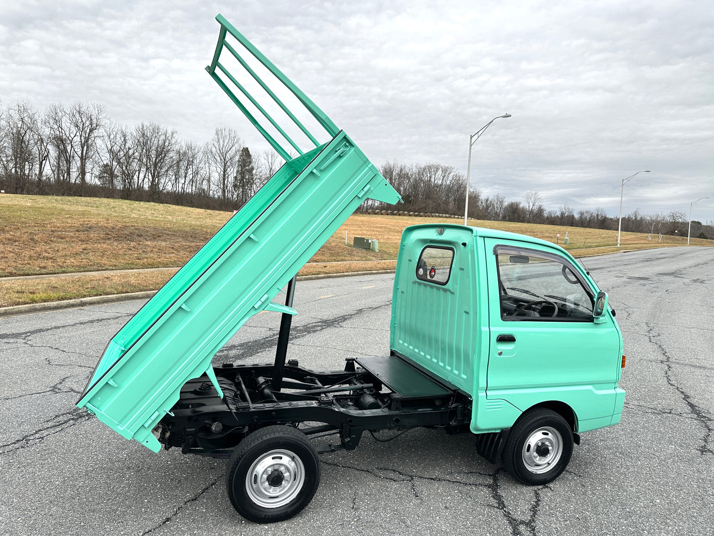 1992 MITSUBISHI MINICAB DUMP TRUCK V-U42T