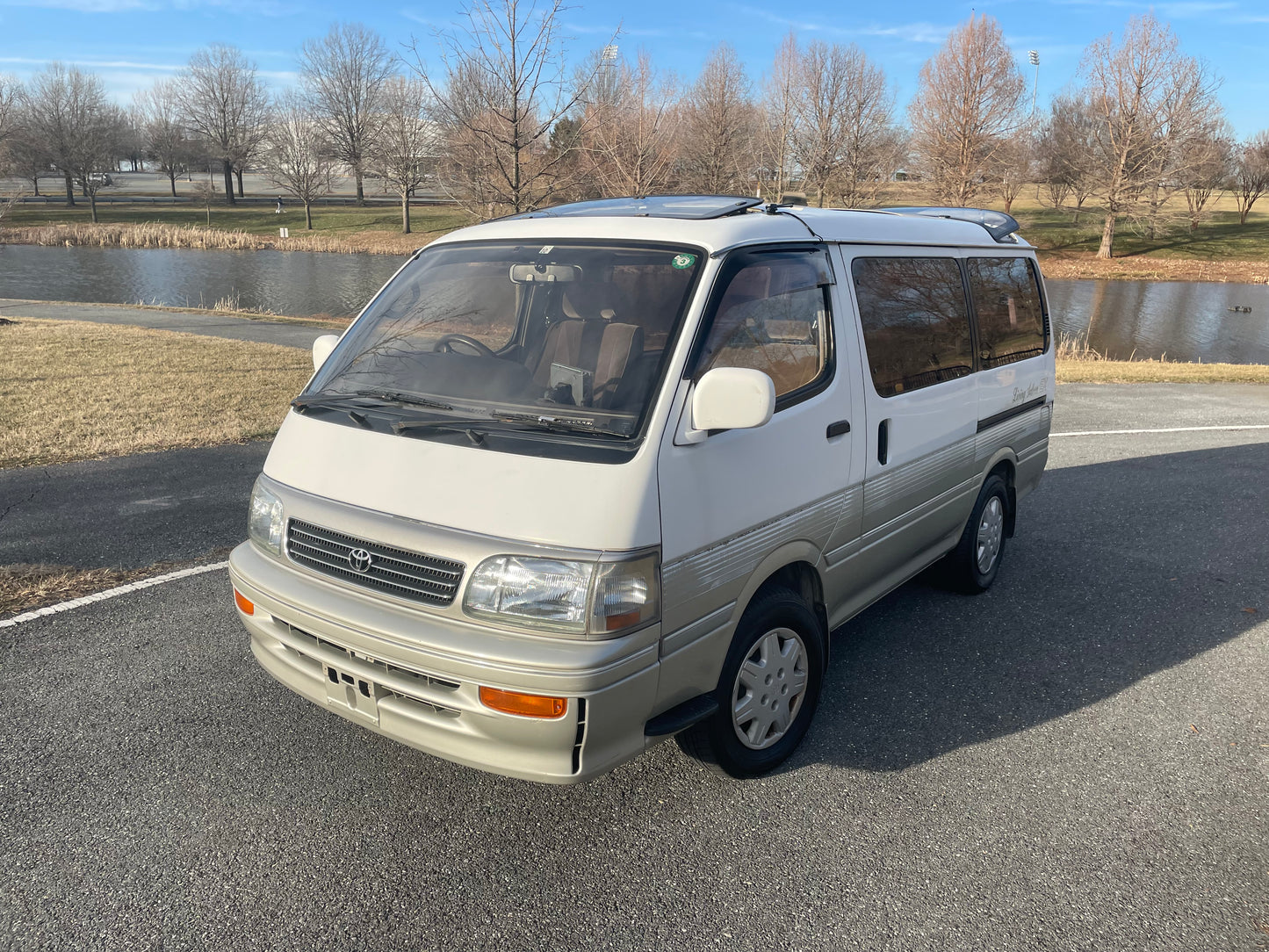 1995 TOYOTA HIACE SUPER CUSTOM LIVING SALOON EX KZH100