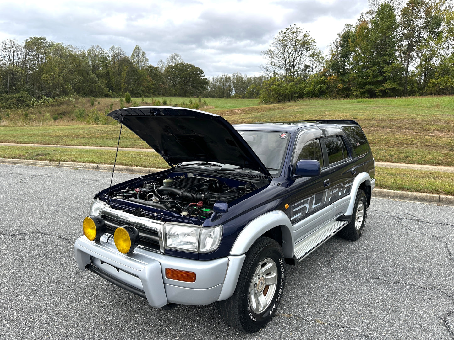1996 Toyota Hilux Surf SSR-G - 4WD - INTERCOOLED TURBO DIESEL — LOT#655