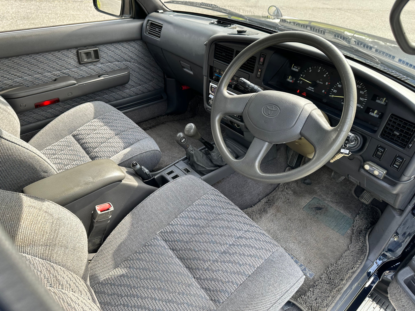 1994 Toyota Hilux Surf SSR-X KZN130
