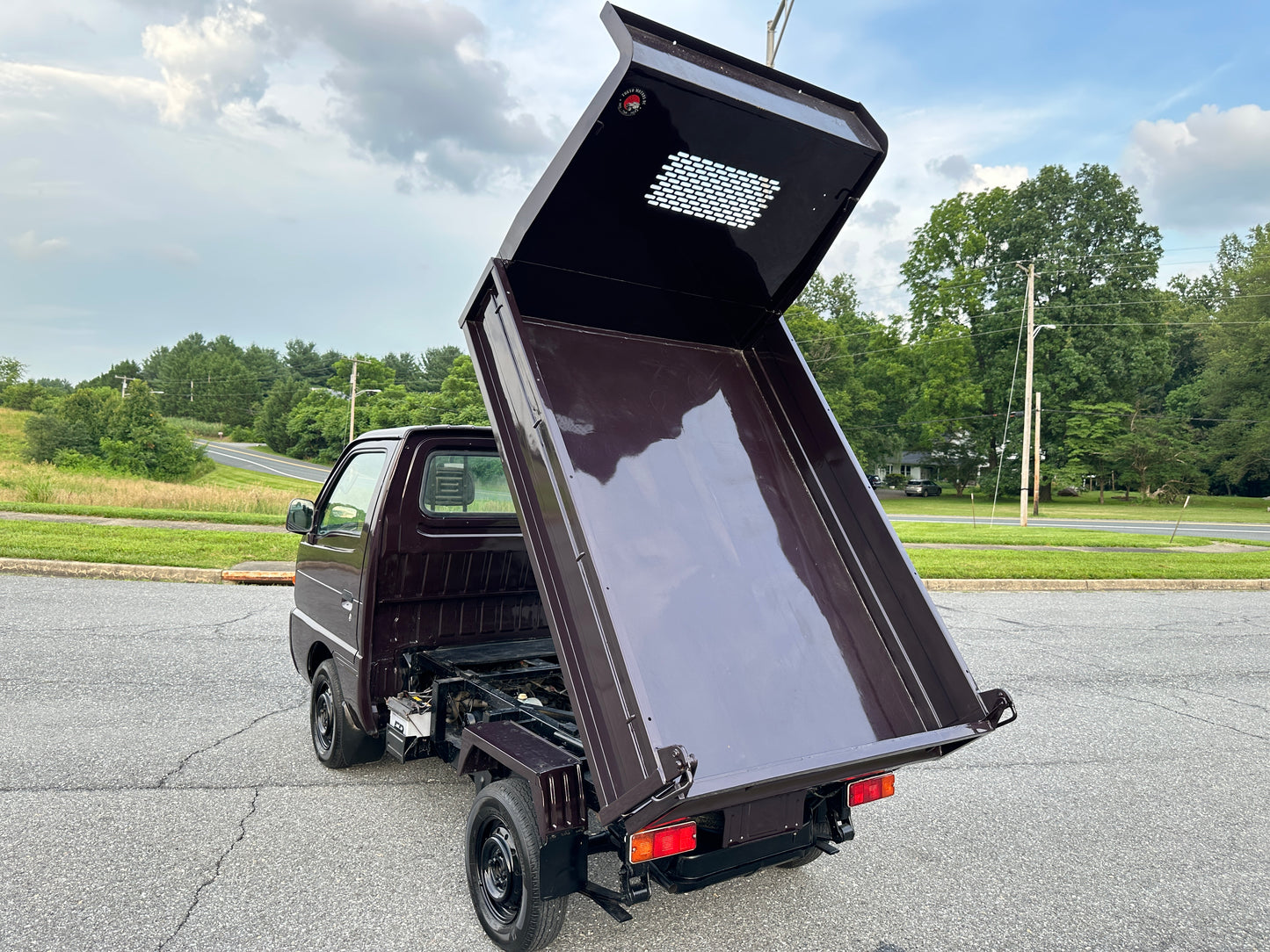 1998 SUZUKI CARRY DUMP 4WD - A/C — LOT#574