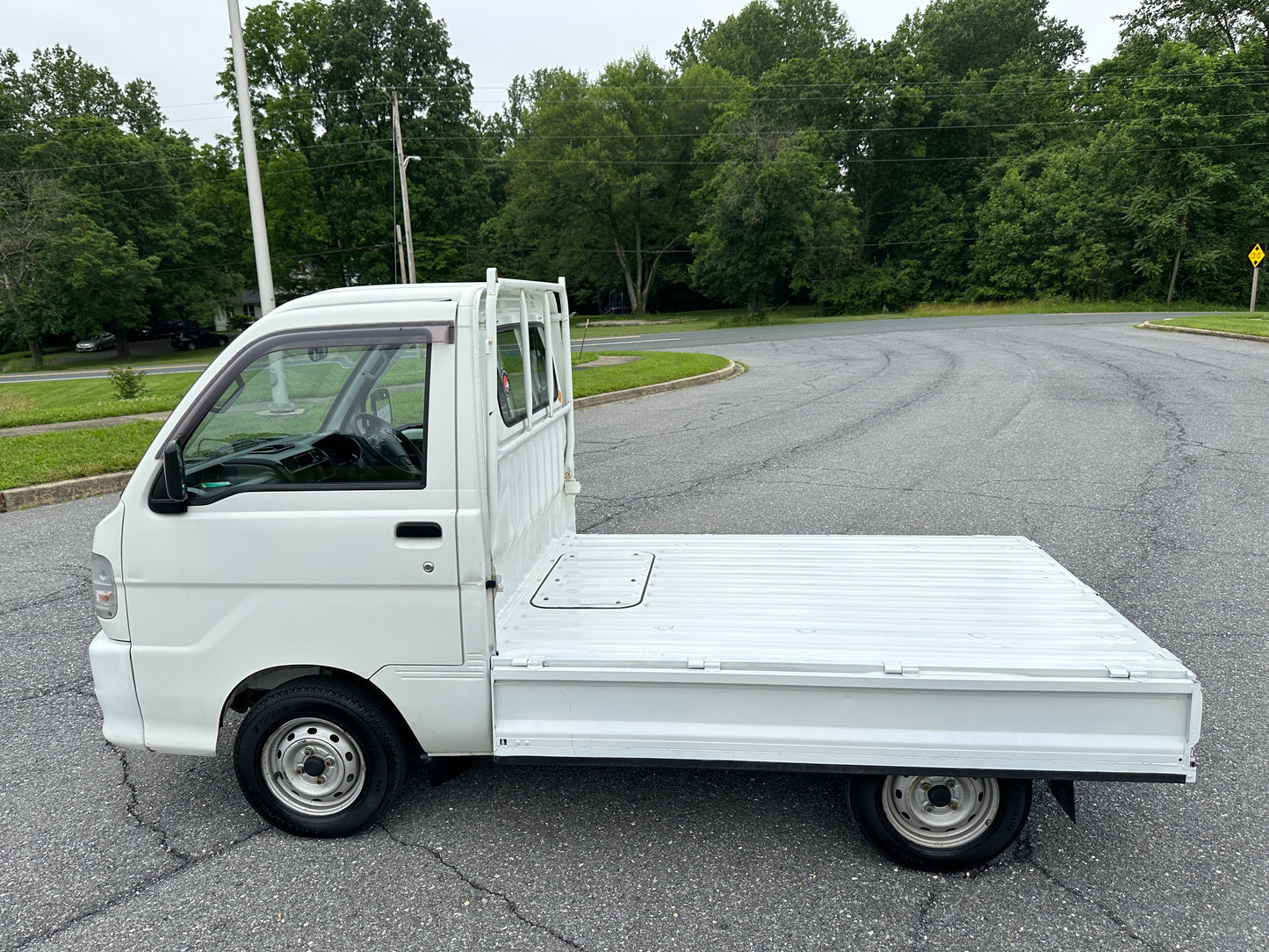 2000 DAIHATSU HIJET 4WD - A/C - FUEL INJECTED