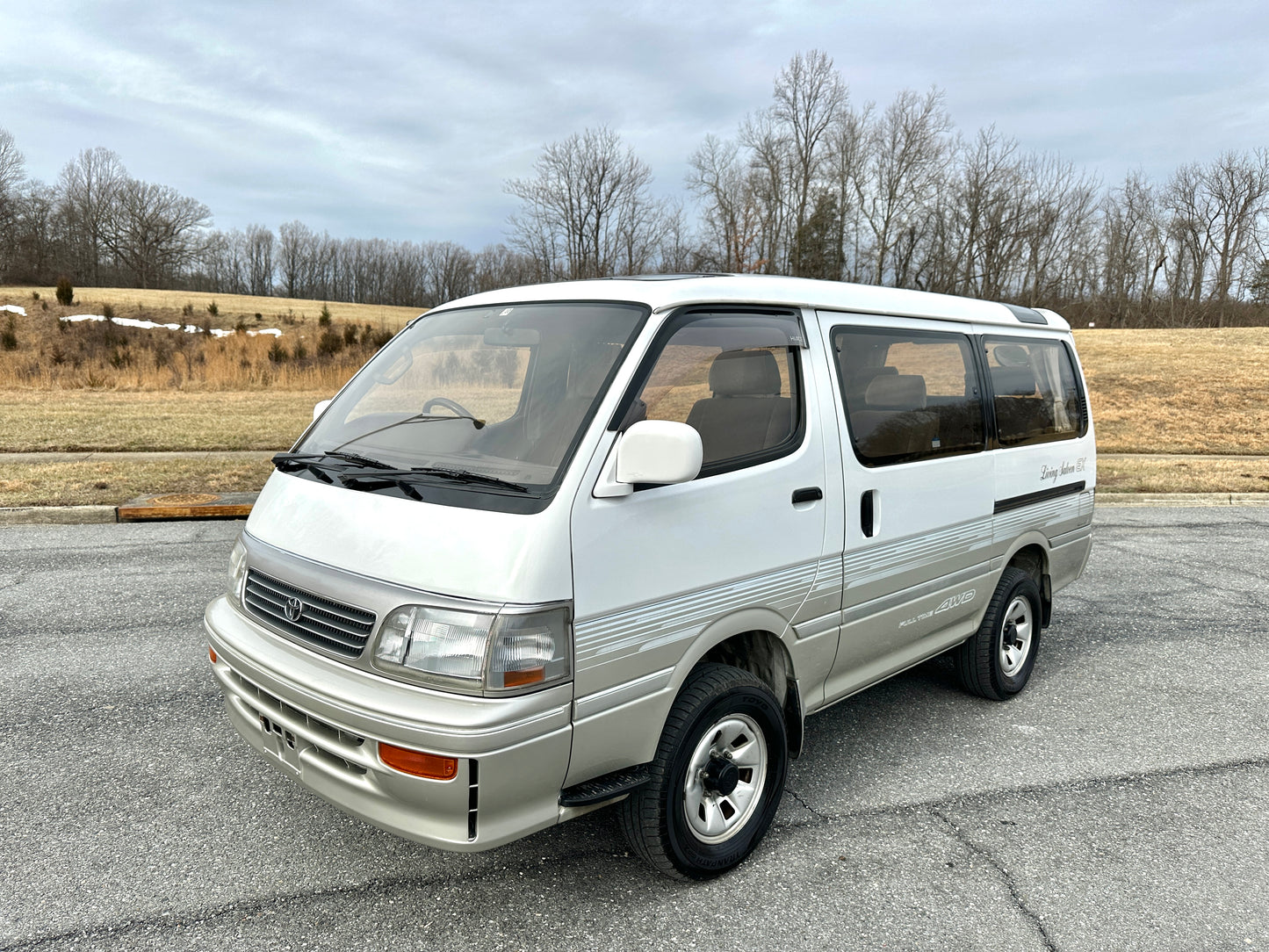 1995 TOYOTA HIACE SUPER CUSTOM G LIVING SALOON EX KZH106
