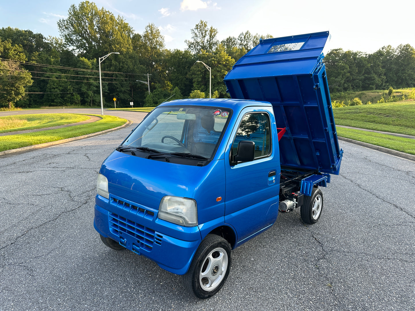 2000 SUZUKI CARRY DUMP 4WD - A/C