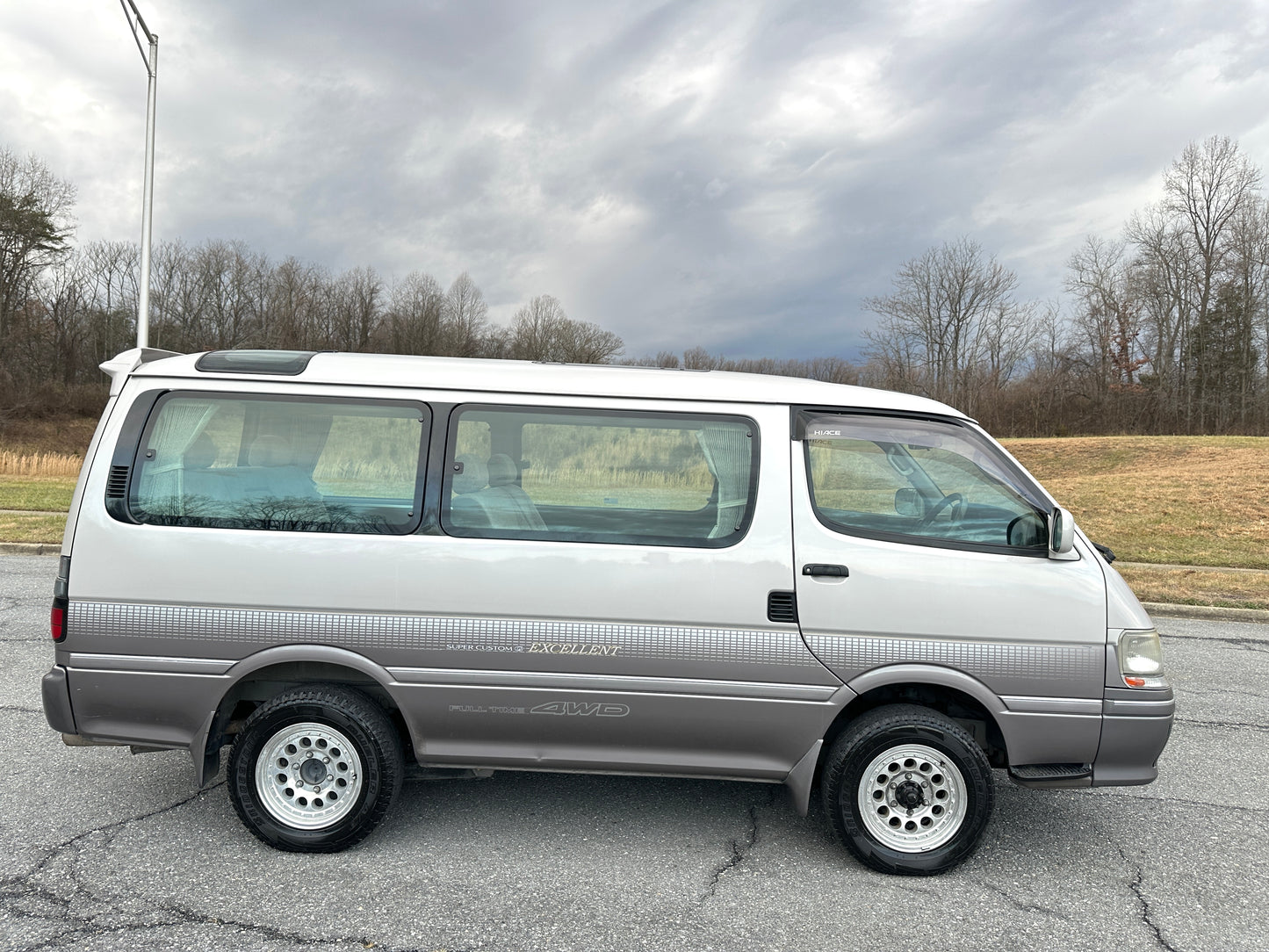1997 TOYOTA HIACE SUPER CUSTOM G EXCELLENT KZH106