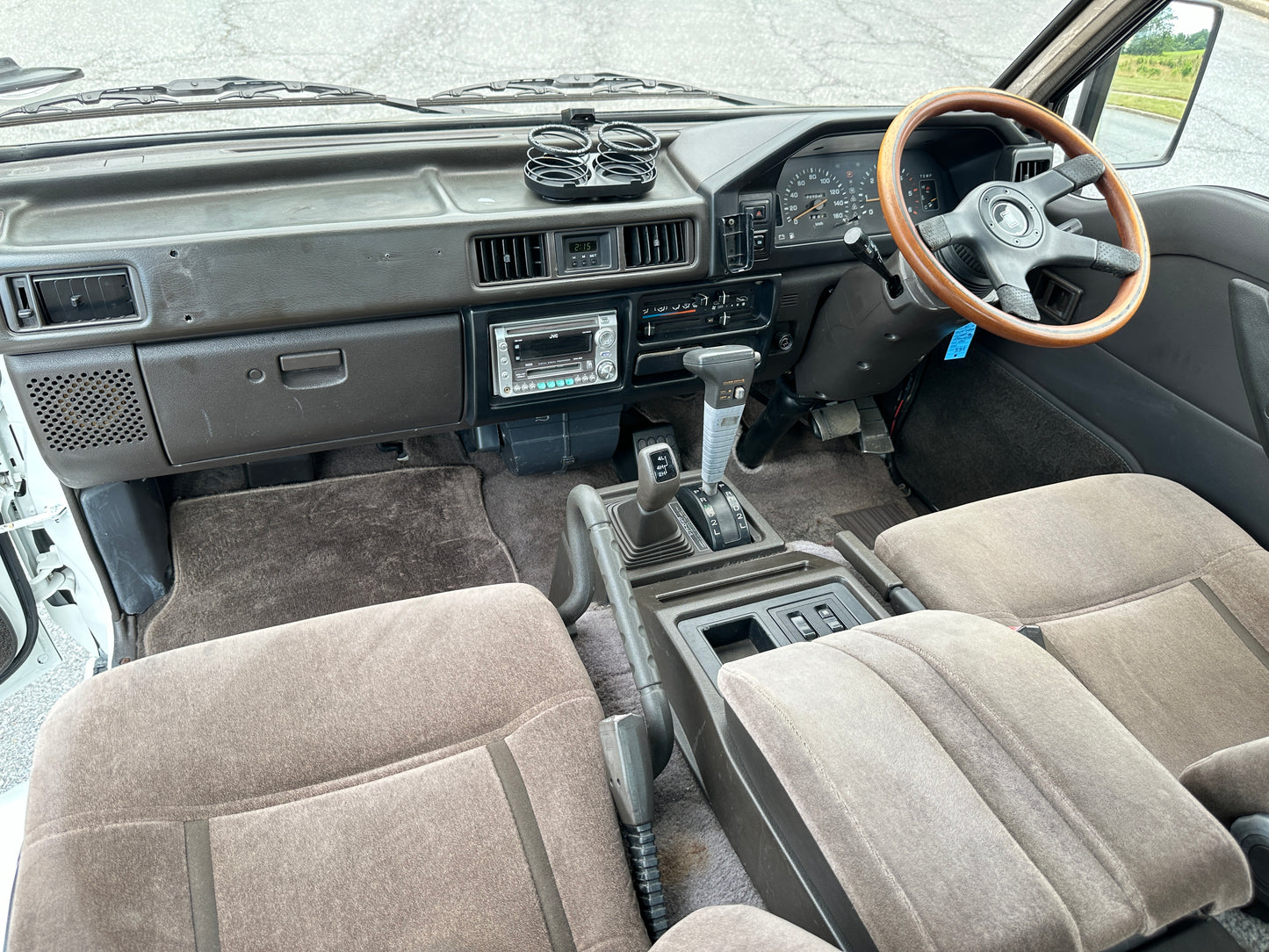 1991 MITSUBISHI DELICA STAR WAGON 4WD P25W