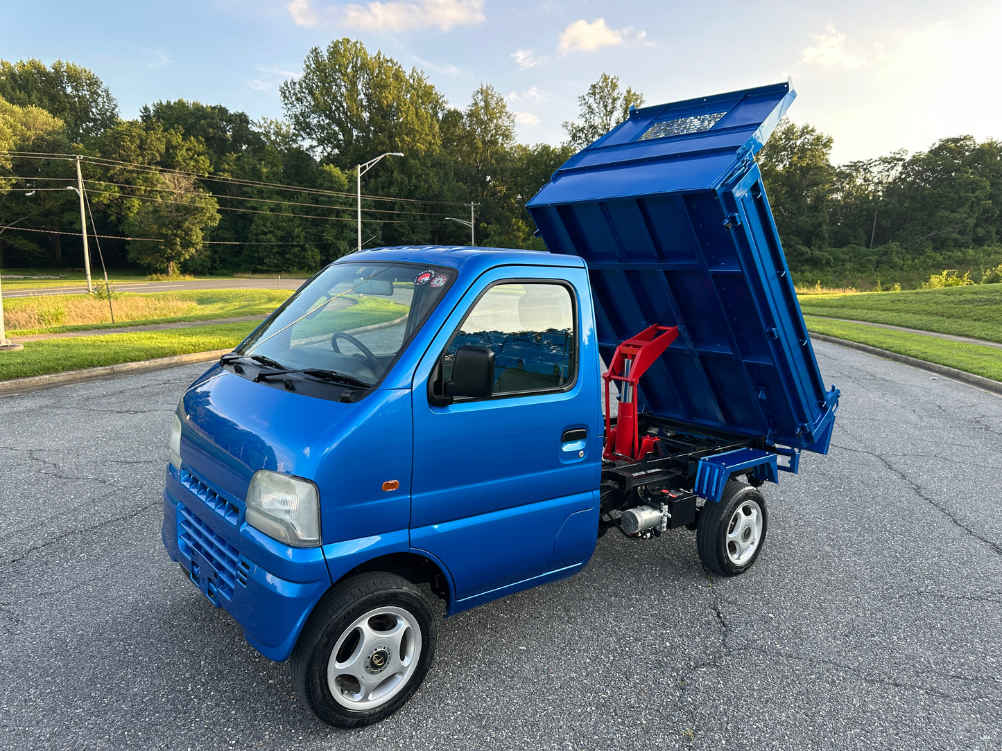 2000 SUZUKI CARRY DUMP 4WD - A/C