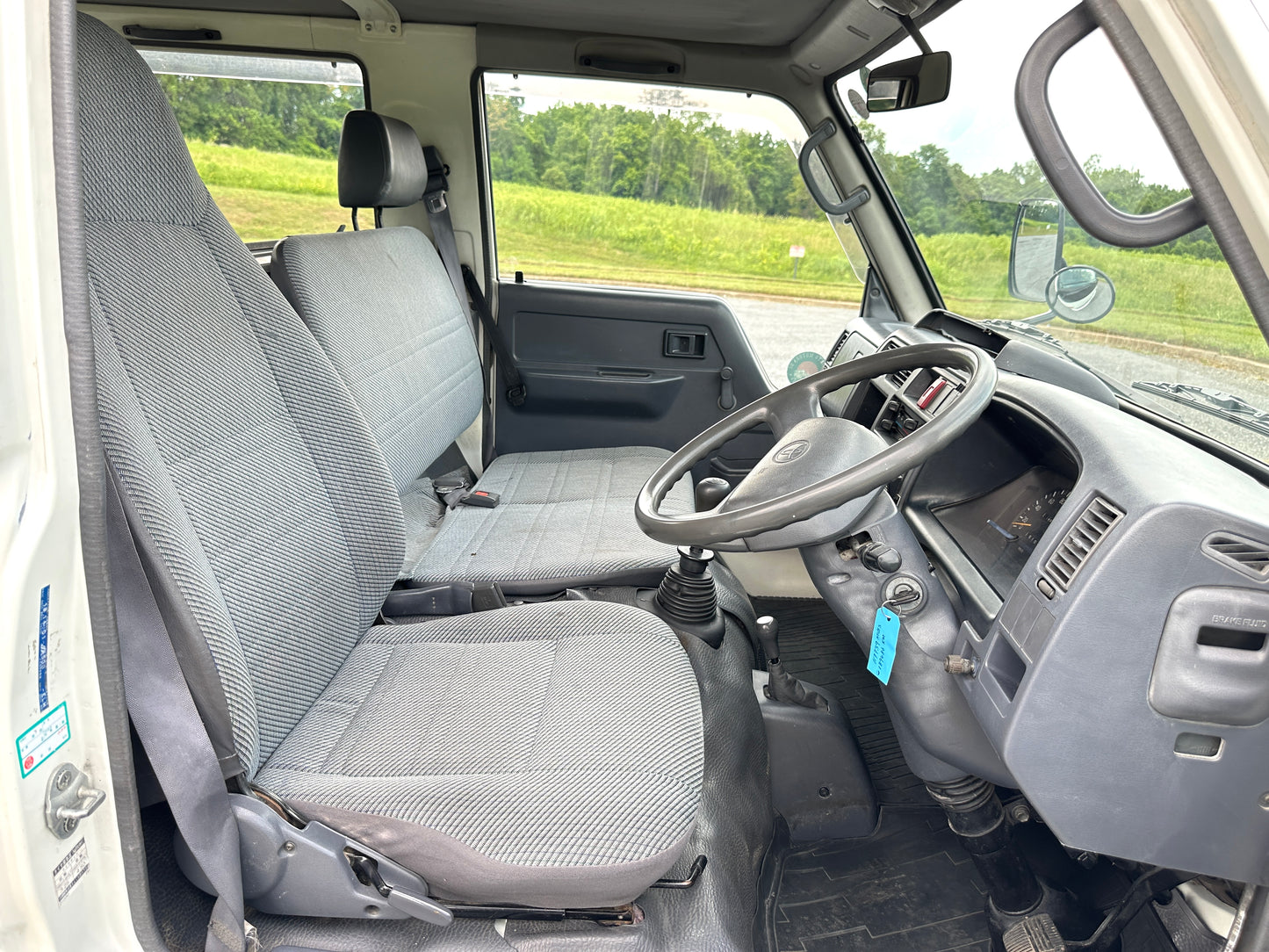 1997 TOYOTA TOYOACE LY161 DOUBLE-CAB TRUCK