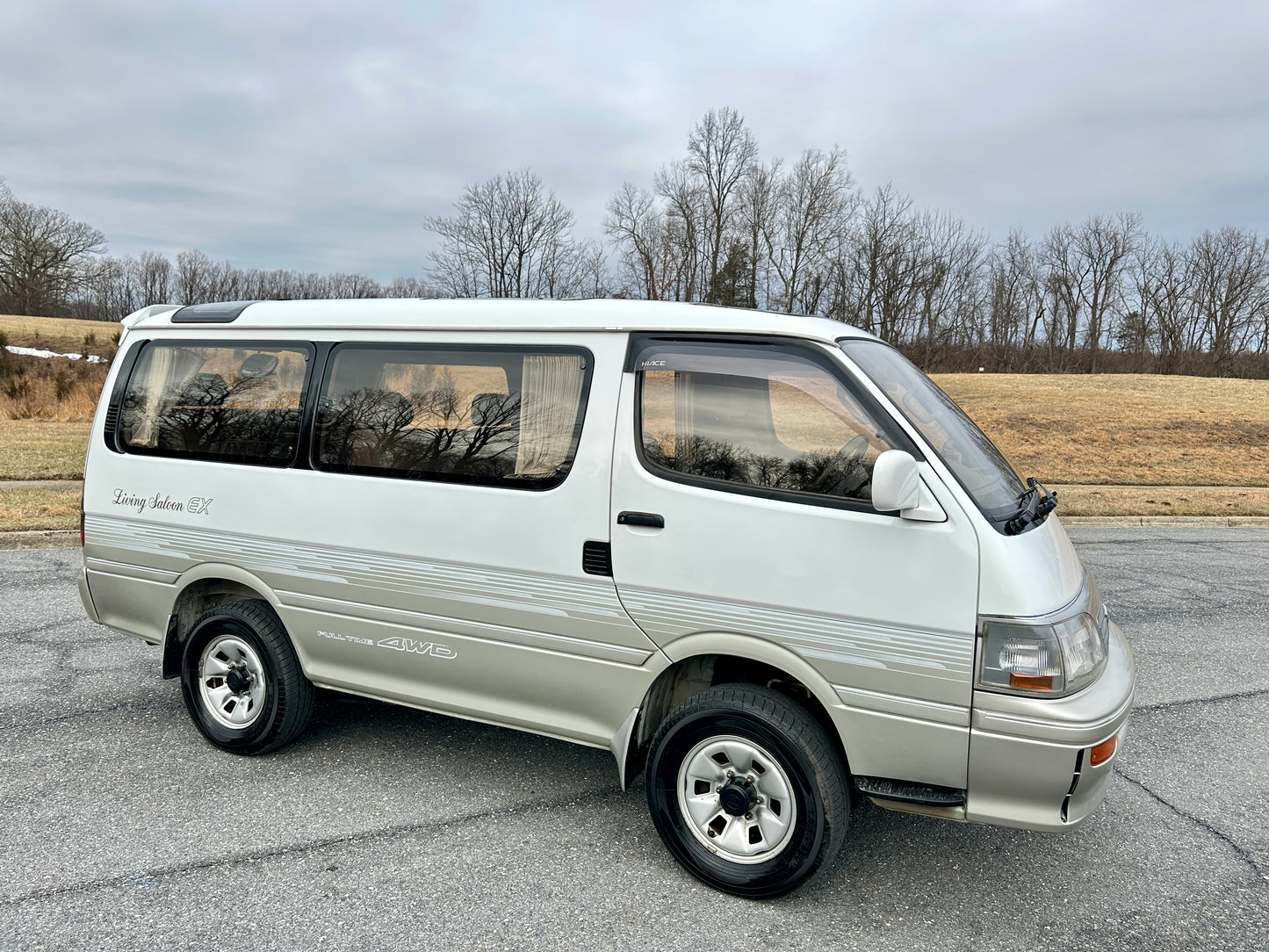 1995 TOYOTA HIACE SUPER CUSTOM G LIVING SALOON EX KZH106