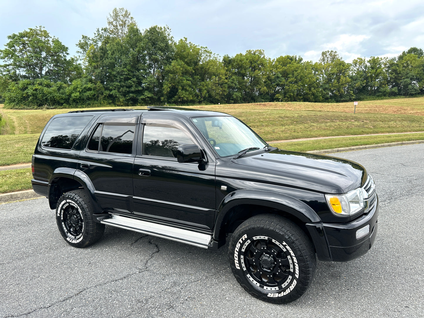 1997 TOYOTA HILUX SURF KZN185 SSR-X - 4WD - TURBO DIESEL — LOT#632