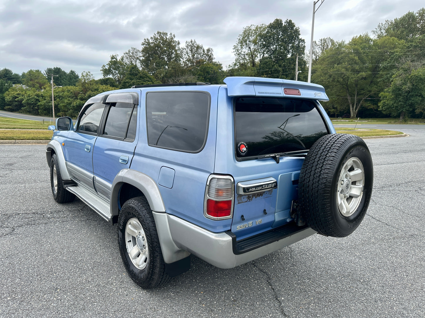 1998 TOYOTA HILUX SURF SSR-G VZN185 — V6 Gasoline - 98k Miles — LOT#607