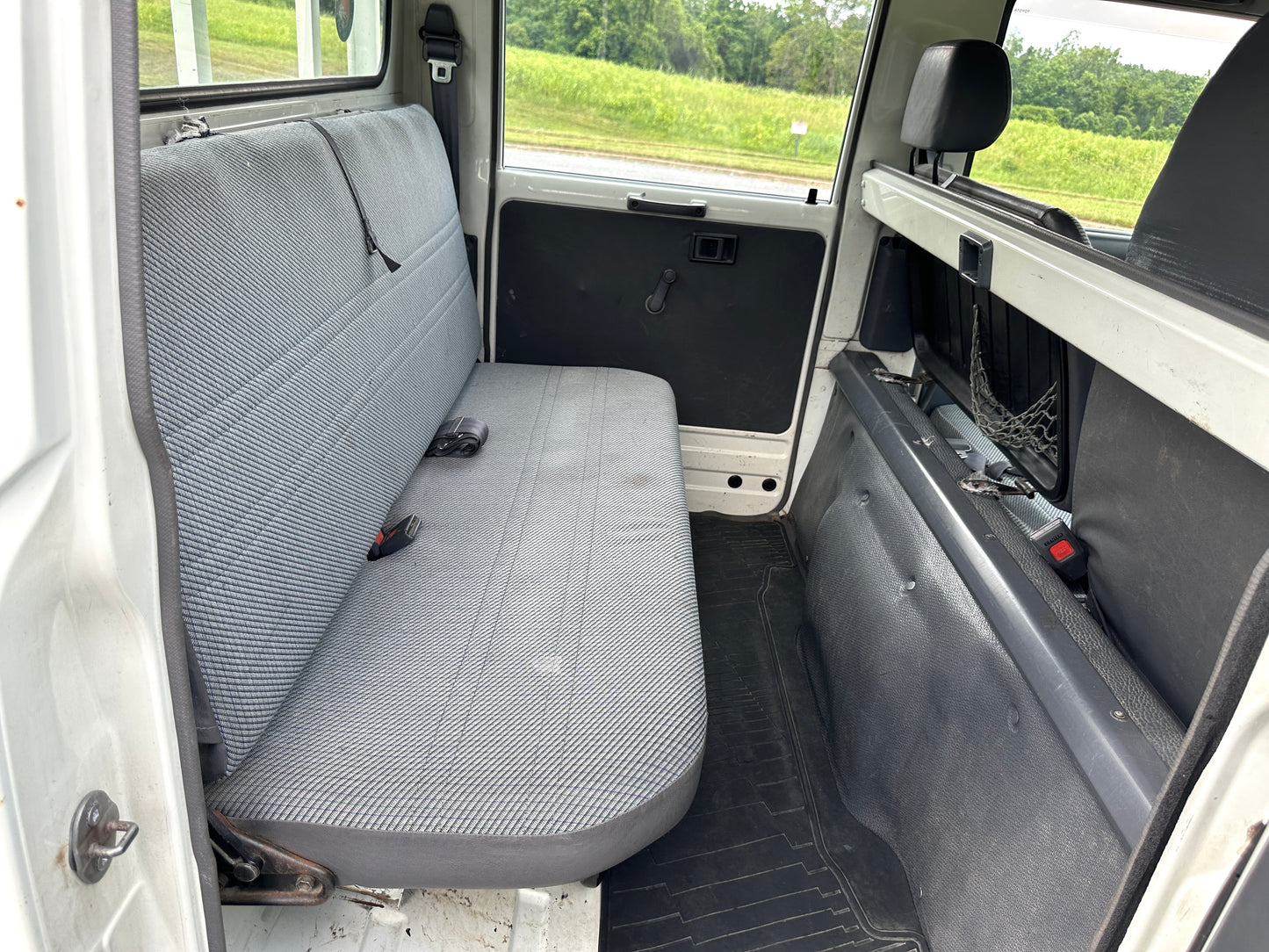 1997 TOYOTA TOYOACE LY161 DOUBLE-CAB TRUCK