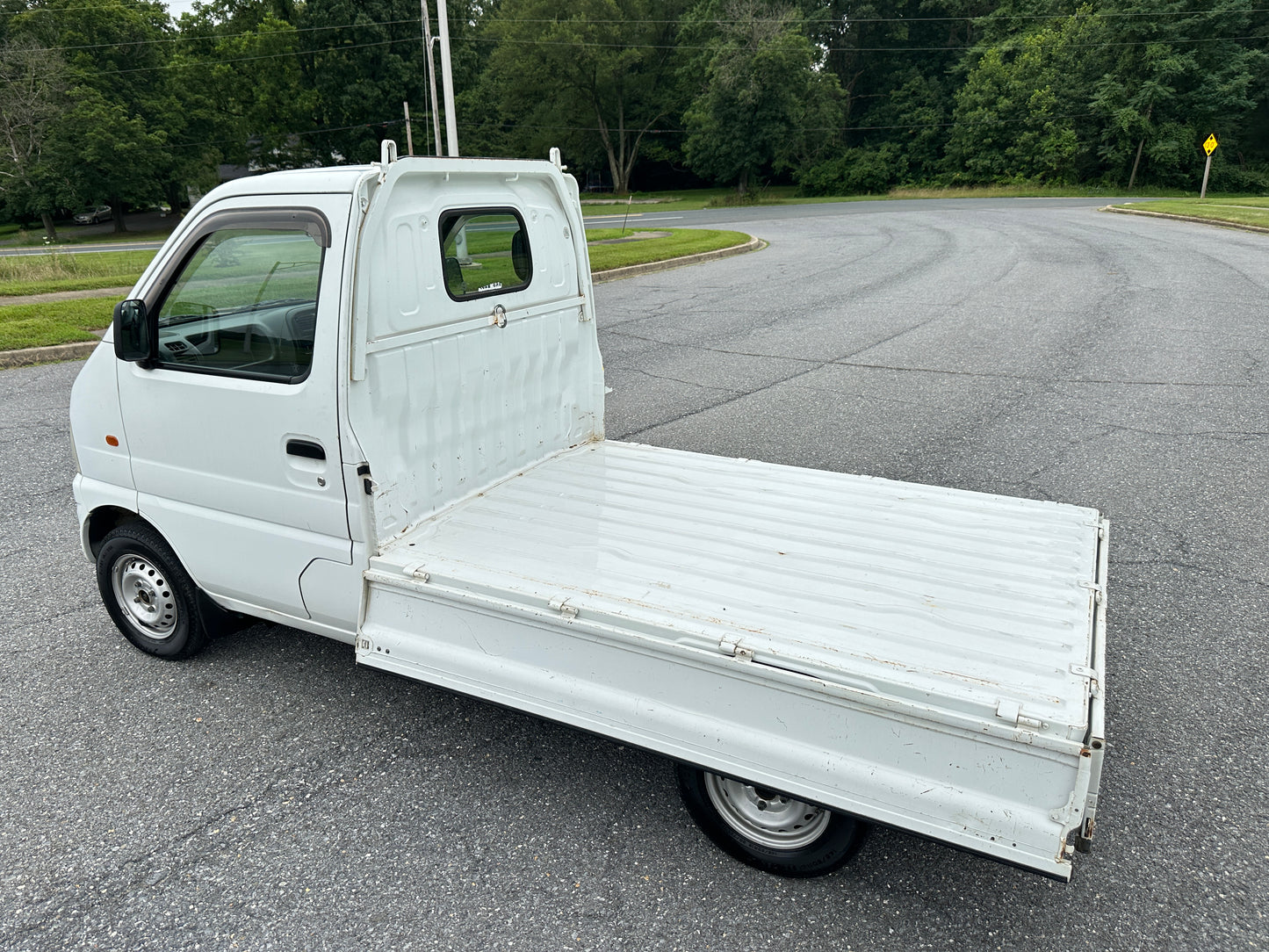 2000 SUZUKI CARRY 4WD - A/C - FUEL INJECTED — LOT#609