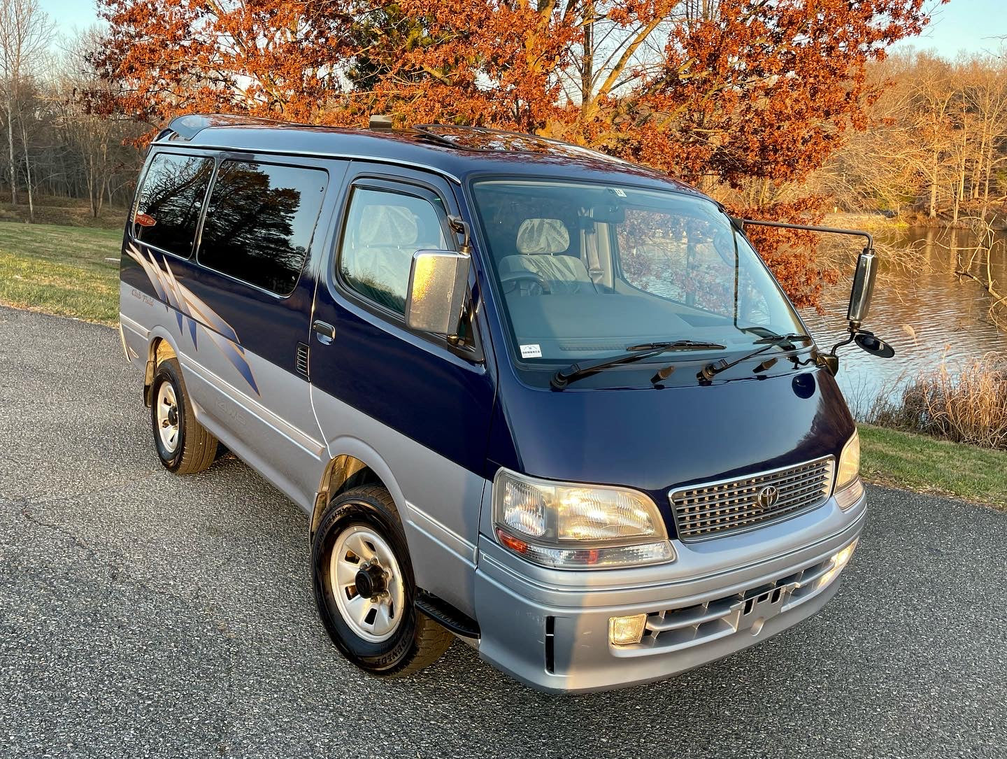 1996 TOYOTA HIACE SUPER CUSTOM G CLUB FIELD EDITION KZH106