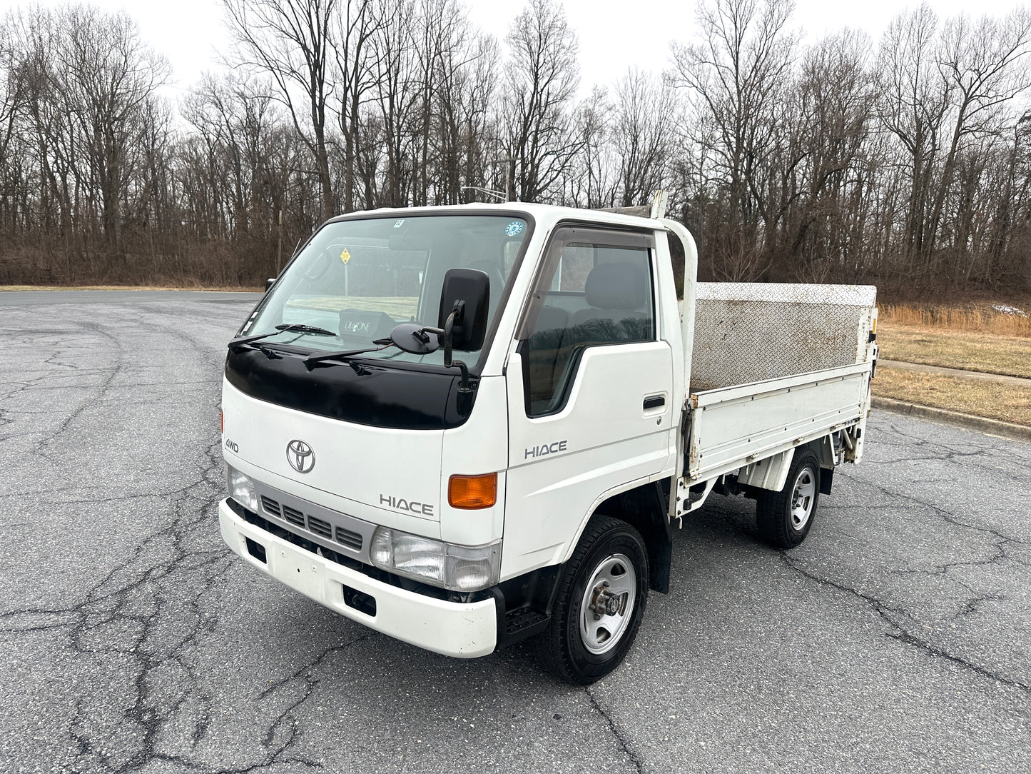 1996 TOYOTA HIACE LY151