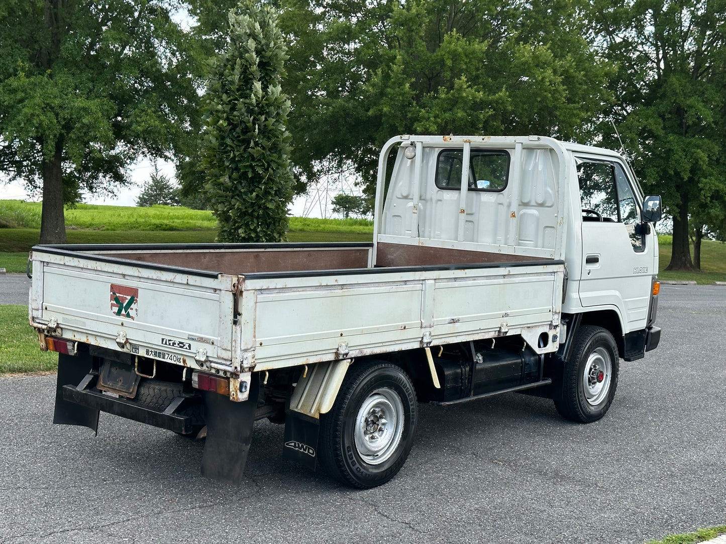 1987 TOYOTA HIACE LH85